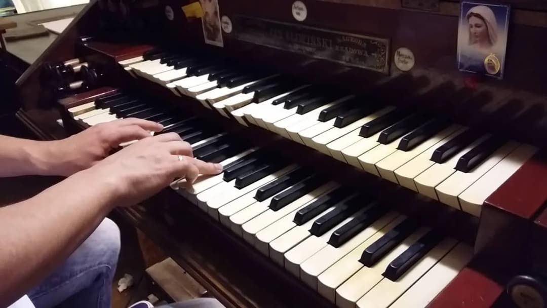 Nuty do piosenki komu matko dzisiaj wierzyć - piękno w muzyce religijnej